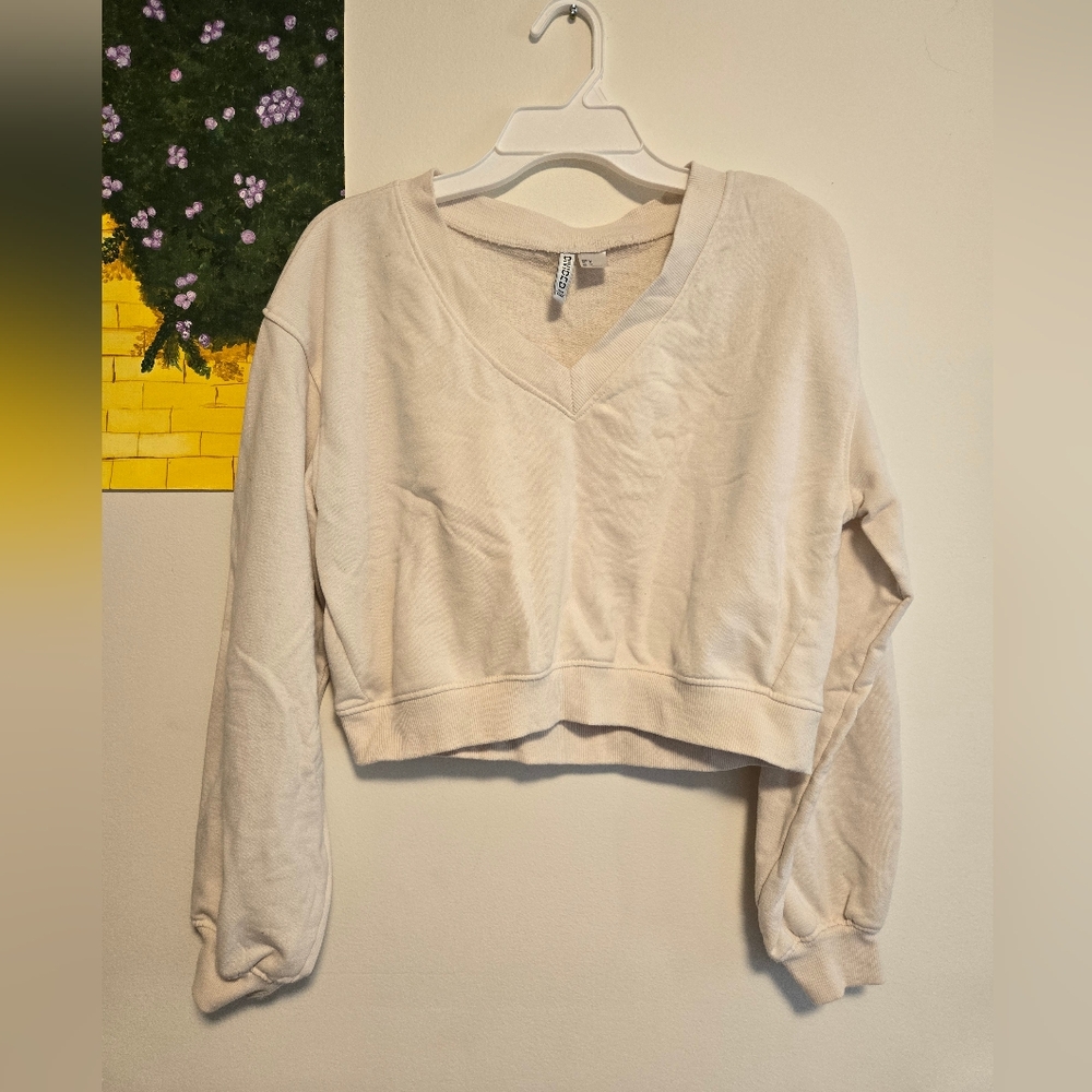 H&M Cropped V-Neck Sweater| Cream Color| Size M